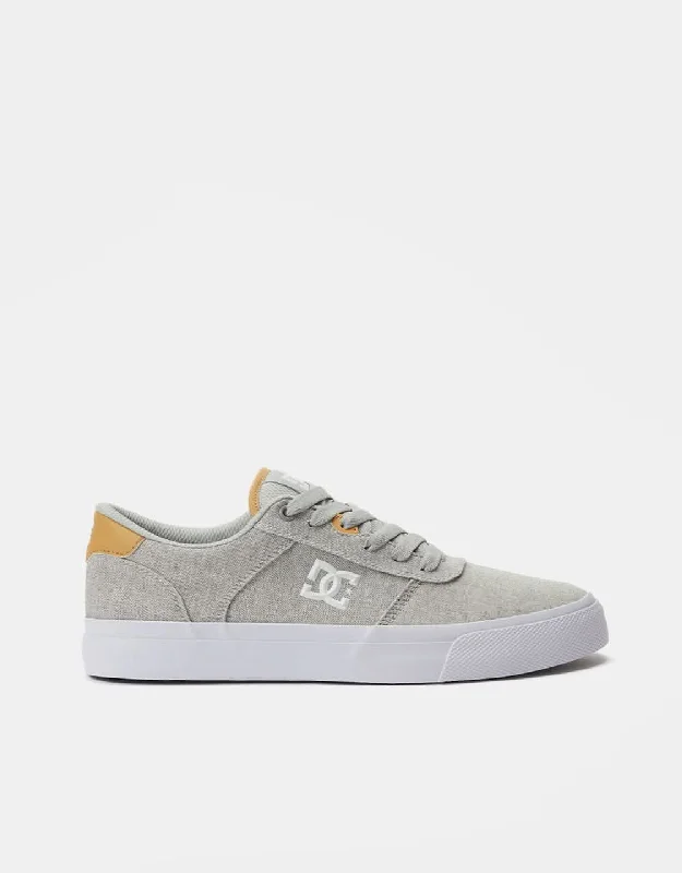 DC Teknic TX SE Skate Shoes - Light Grey