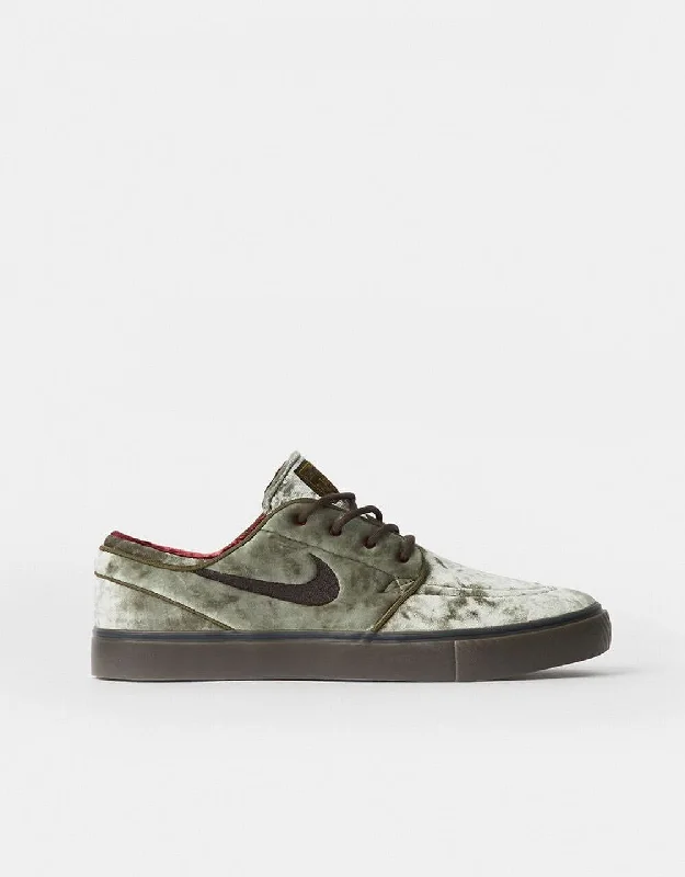 Nike SB Zoom Janoski OG+ Se Skate Shoes - Med Olive/Velvet Brown-Baroque Brown-Dk Team Red-Armory Navy-Cacao Wow