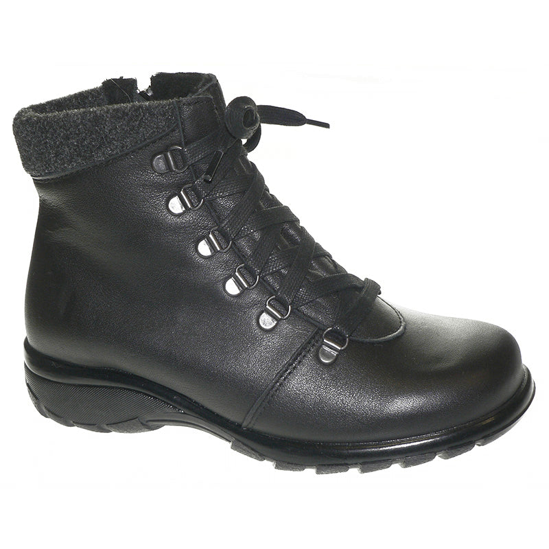 Yukon Black (Women's size scale)